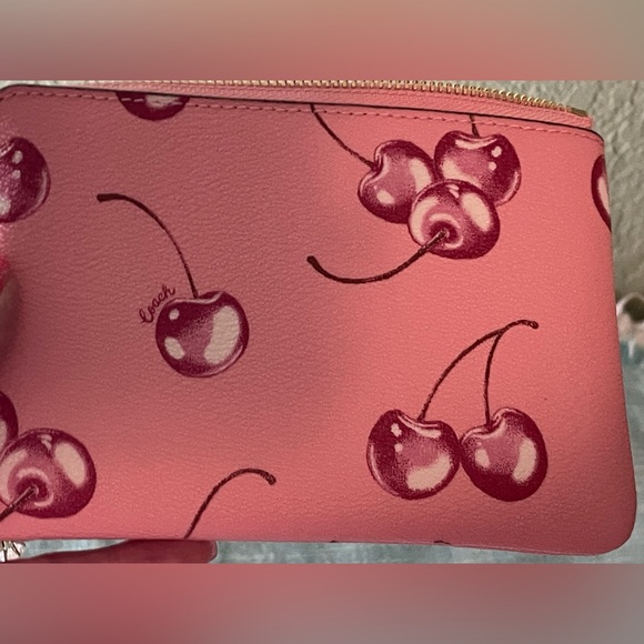 Coach 🍒🍒CHERRY🍒🍒 Print Corner Zip
Wristlet. NWT   Sold out! - Picture 7 of 7